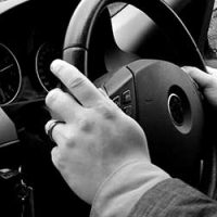 車 バック ギア 振動 Kuruma